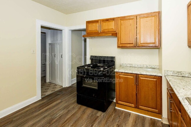 Building Photo - 3677 Ludgate Rd