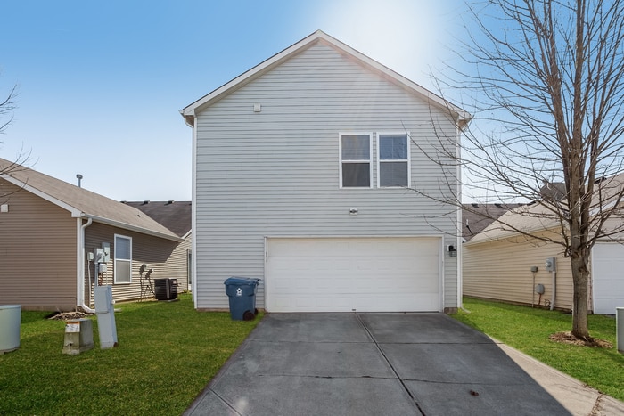 Building Photo - 12176 Lindley Dr