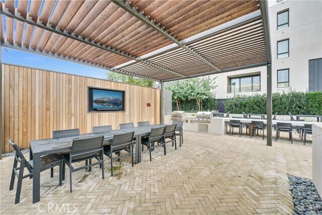 Building Photo - 4202 Rivington