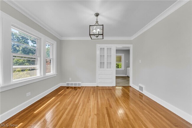 Building Photo - 3396 W 130th St