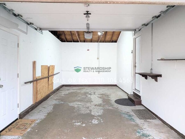 Building Photo - 1752 Bunyan Cir NW