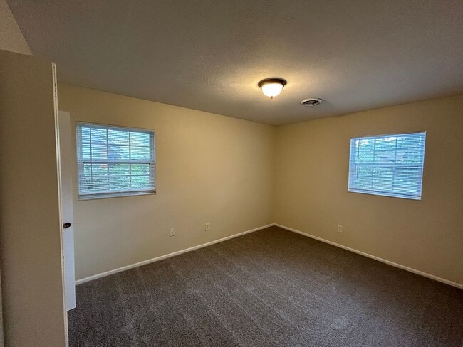 Building Photo - 3BR/2BA Single Family Home with Large Backyard in Winter Park!