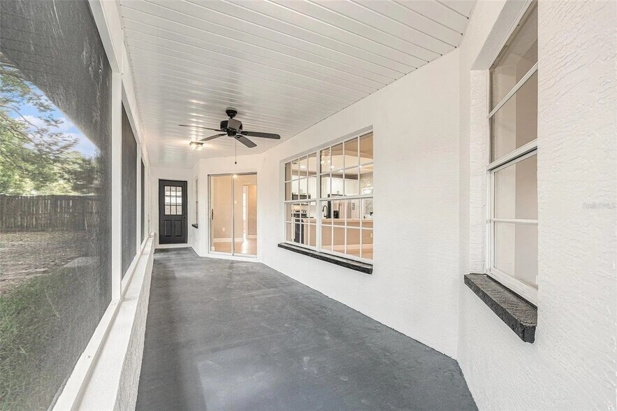 Building Photo - 5092 Abagail Dr