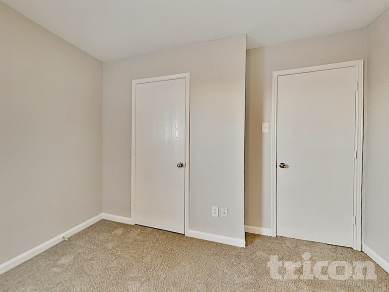 Building Photo - 1110 Sage Brush Tr