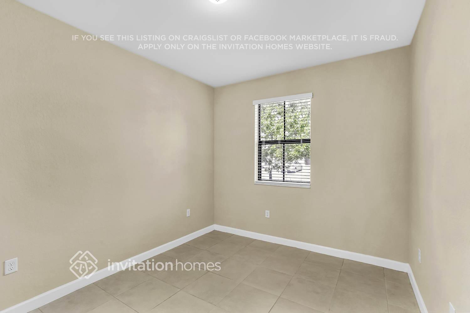 Building Photo - 3424 W 110th St
