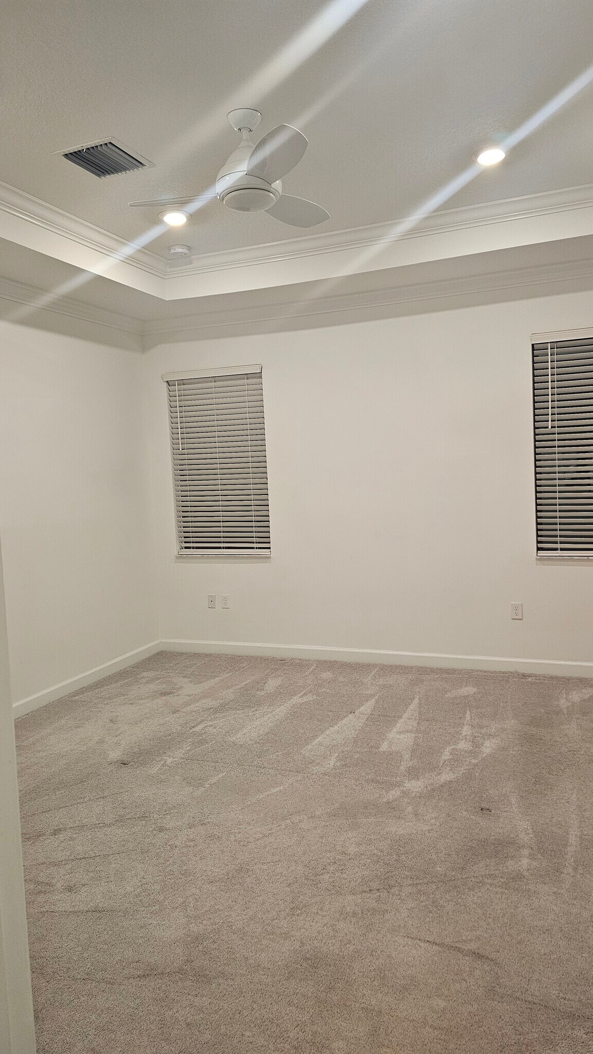 Building Photo - 537 SE Fascino Cir