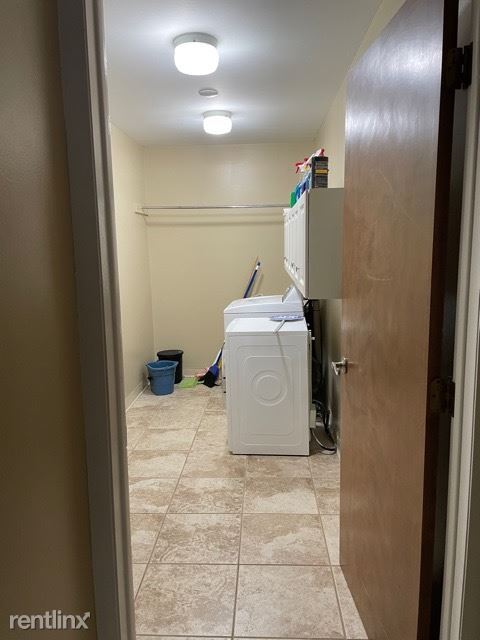 Building Photo - 2 br, 2 bath Condo - 26217 Summerdale Dr