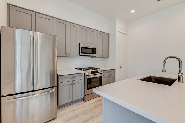 Building Photo - 2575 Judiway St