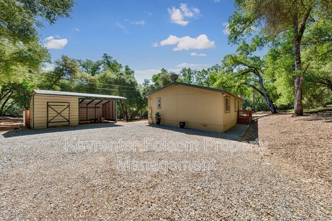 Building Photo - 2541 Deer Brush Ln