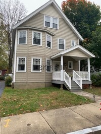 Building Photo - 28 Maple Park
