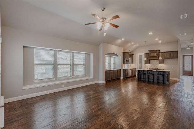 Building Photo - 4517 Springhurst Dr