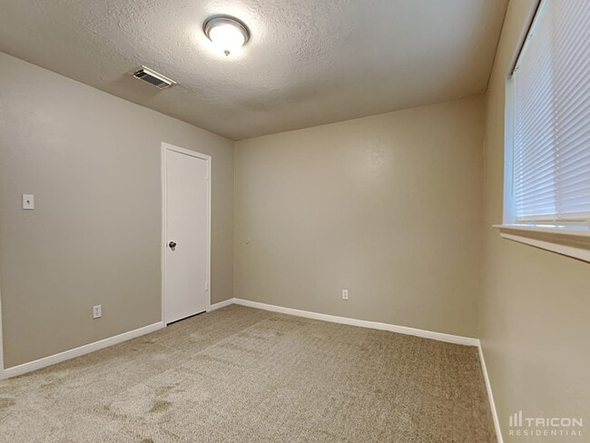 Building Photo - 12702 Ashford Meadow Dr