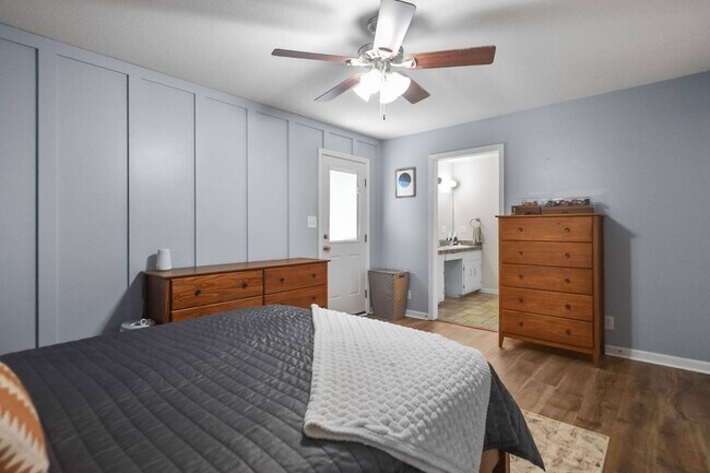 Building Photo - 506 Brentwood Cir