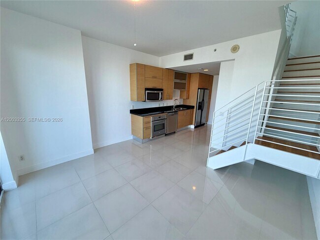 Building Photo - 60 SW 13th St