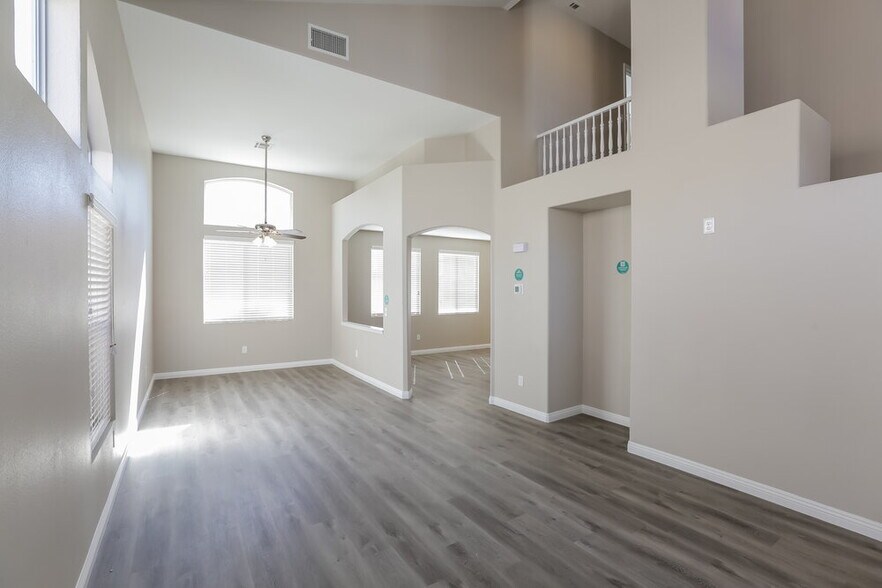 Building Photo - 1004 Siena Hills Ln