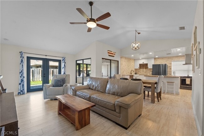 Building Photo - 9802 Wildginger Dr