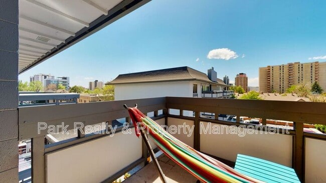 Building Photo - 555 E 10th Ave