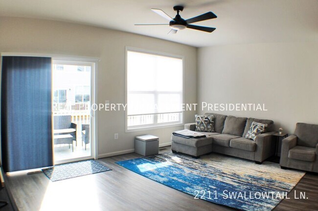 Building Photo - 2211 Swallowtail Ln