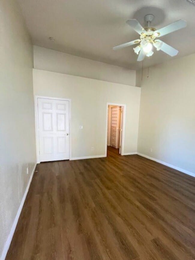 Building Photo - MOVE-IN READY 3BR/2BA SINGLE FAMILY HOME I...