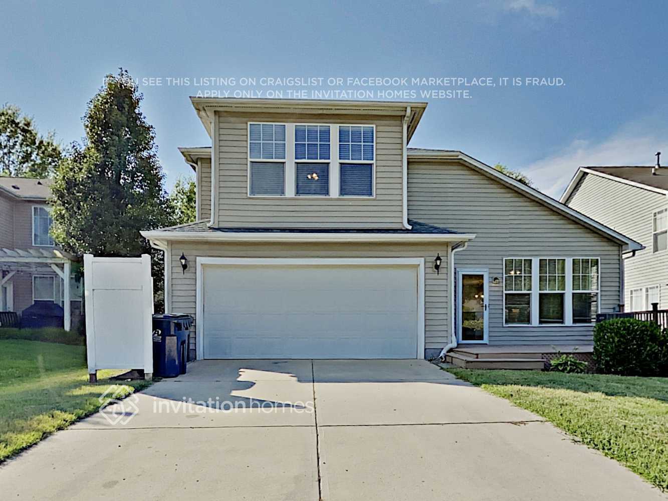 Building Photo - 14909 Almondell Dr