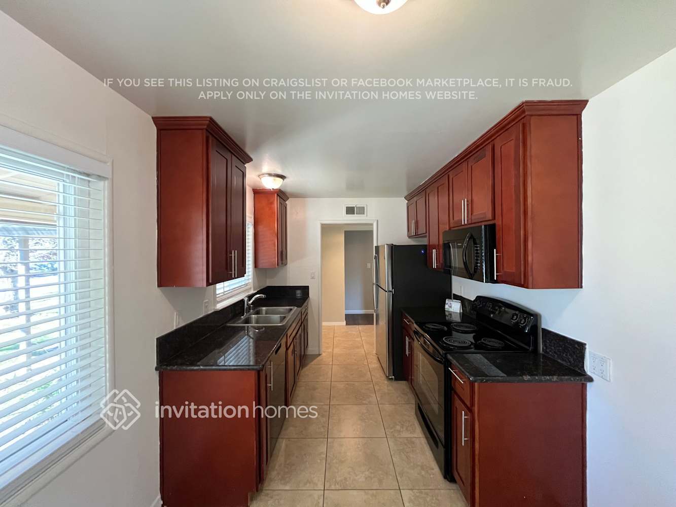 Building Photo - 3230 Wright St