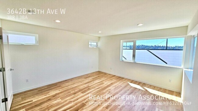 Building Photo - 3642 13th Ave W