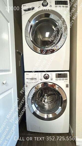 Building Photo - 10000 SW 52nd Ave