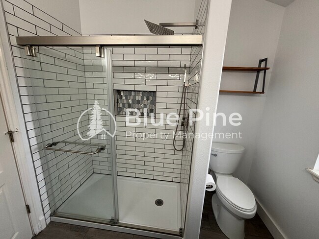 Building Photo - 2415 Northstar Dr