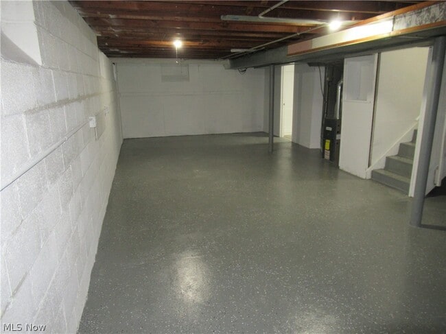 Building Photo - 1811 E 298th St