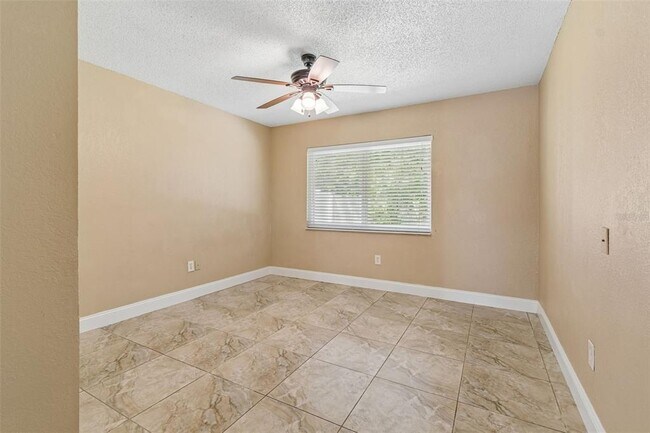 Building Photo - 15109 Springview St