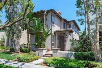 Building Photo - 78 Spanish Lace