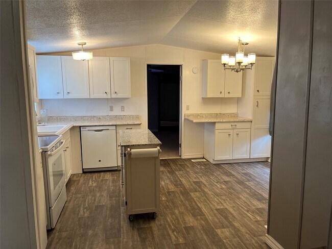 Building Photo - 12732 Pecan Tree Ct
