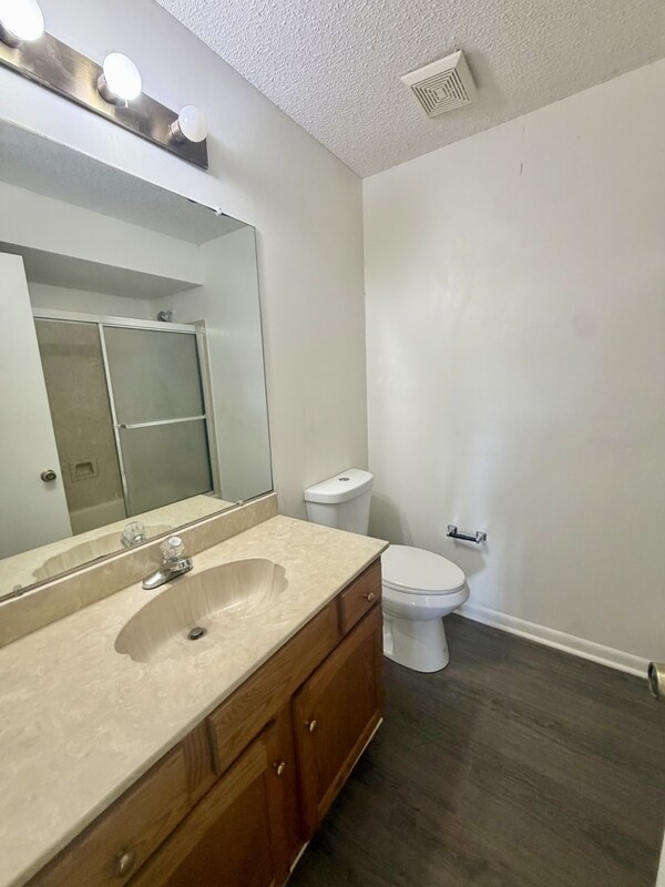 Building Photo - 3932 Balsam Dr
