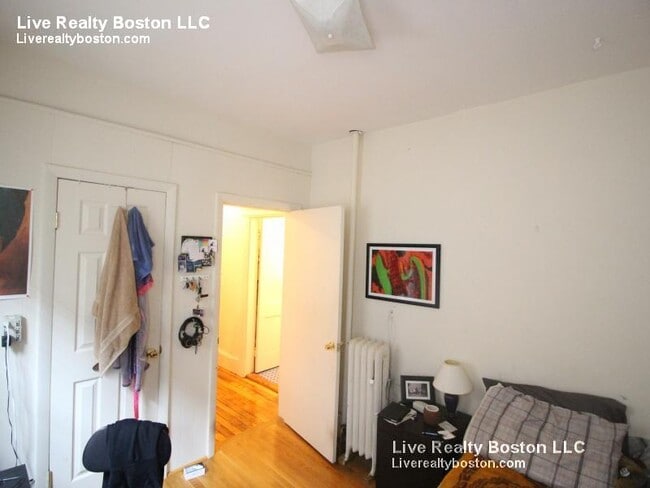 Building Photo - 215 Harvard Ave