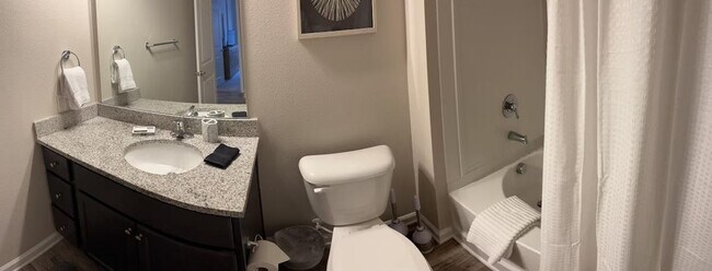 Building Photo - 1579 Millspring Dr