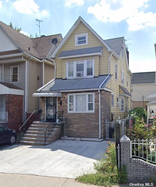 8906 Woodhaven Blvd 8906 Woodhaven Blvd Queens NY 11421 Apartment