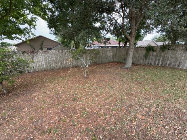Building Photo - 283 Rambling Cir