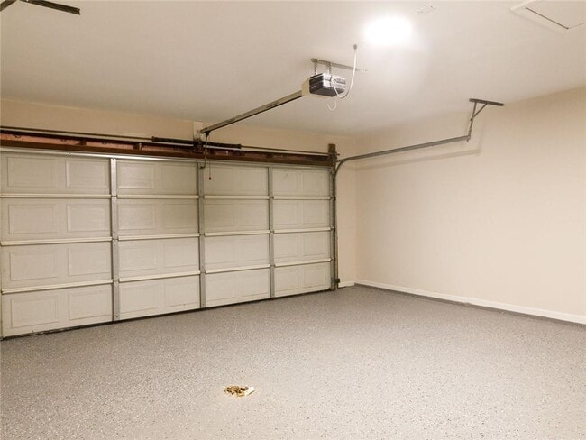 Building Photo - 95 Simpson Dr NE