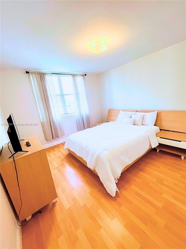 Building Photo - 770 Claughton Island Dr