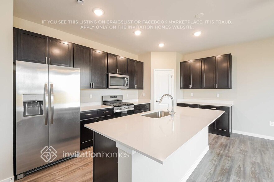 Building Photo - 318 Grayson Ave