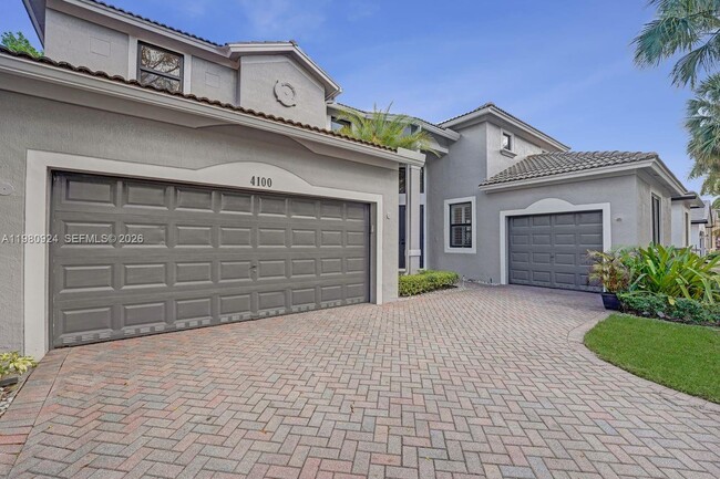 Building Photo - 4100 E Gardenia Ave