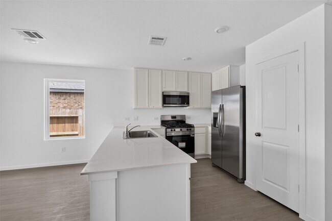Building Photo - 3008 Calhoun Fls Dr