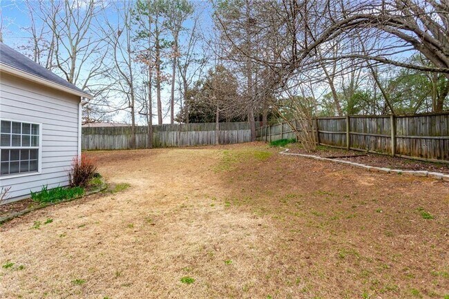Building Photo - 430 Auldon Ct SE