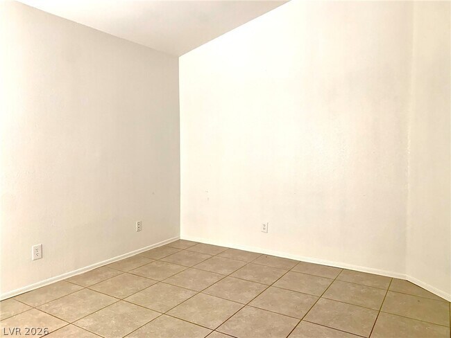 Building Photo - 3821 Bombastic Ct