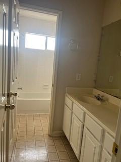 Building Photo - 20406 Linden Tree Dr