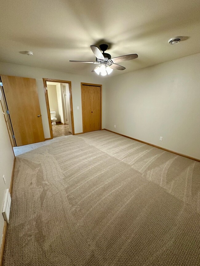 Building Photo - 6720 Windsor Ridge Ln