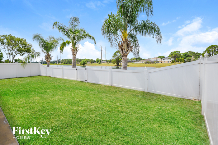 Building Photo - 3613 Stonefield Dr