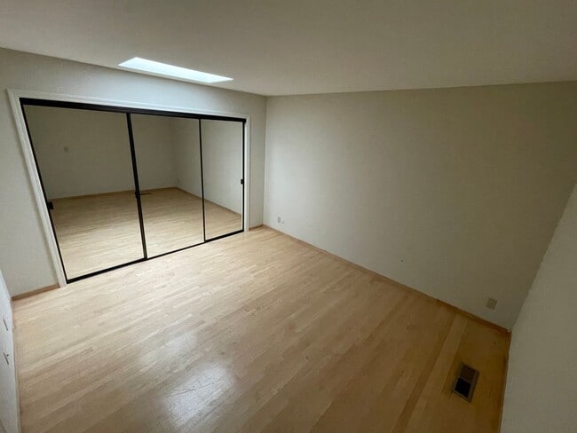 Building Photo - $4,575 - GORGEOUS 3 BEDROOM HOME IN BLACKHAWK