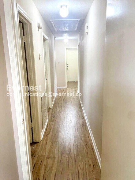 Building Photo - 15231 Cabots Landing Dr