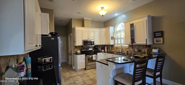 Building Photo - 4630 Delwood View Blvd